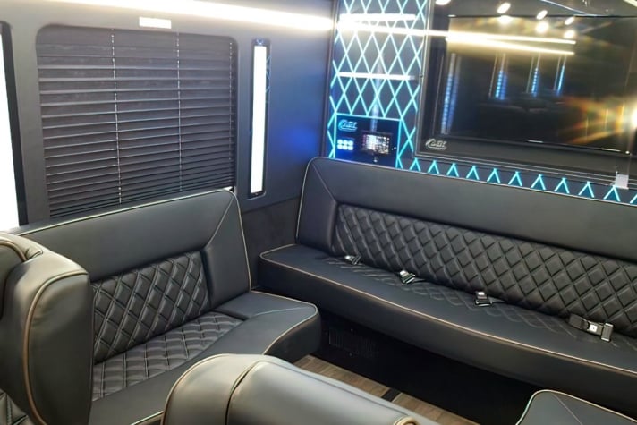 Mini bus seating and aisle